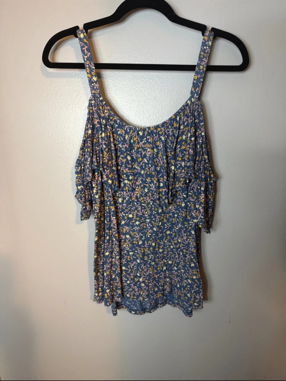 Lucky Brand Blue Floral Cold-Shoulder Camisole
